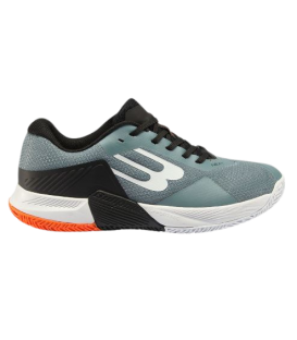 Zapatillas Bullpadel Next 23V para hombre en color gris disponible al mejor precio en tu tienda online de moda y deportes www.chemasport.es