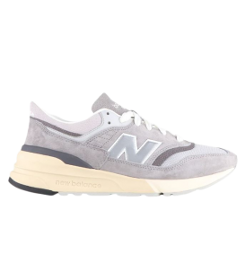 Zapatillas New Balance 997 para hombre en color gris disponible al mejor precio en tu tienda online de moda y deportes www.chemasport.es