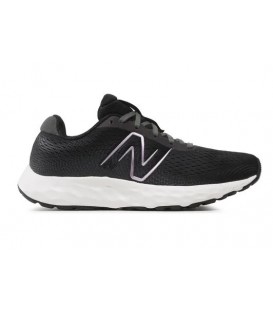 Zapatillas New Balance 520 para mujer en color negro disponible al mejor precio en tu tienda online de moda y deportes www.chemasport.es