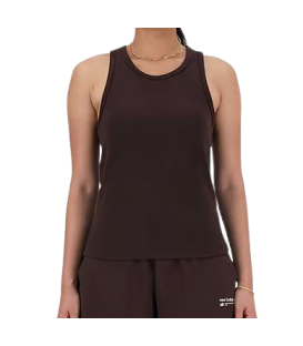 Camiseta New Balance Linear Heritage para mujer en color marrón disponible al mejor precio en tu tienda online de moda y deportes www.chemasport.es